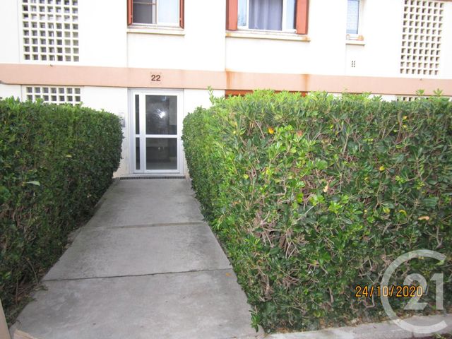 Afficher la photo en grand Appartement F2 à louer - 2 pièces - 42.05 m2 - MARSEILLE - 13008 - PROVENCE-ALPES-COTE-D-AZUR - Century 21 Alphée Immobilier
