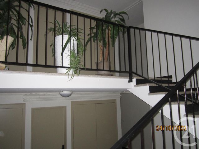 Afficher la photo en grand Appartement F2 à louer - 2 pièces - 42.05 m2 - MARSEILLE - 13008 - PROVENCE-ALPES-COTE-D-AZUR - Century 21 Alphée Immobilier