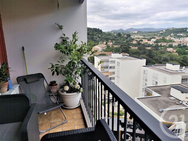 Appartement à vendre - 5 pièces - 93.25 m2 - MARSEILLE - 13011 - PROVENCE-ALPES-COTE-D-AZUR - Century 21 Alphée Immobilier Appartement à vendre - 5 pièces - 93.25 m2 - MARSEILLE - 13011 - PROVENCE-ALPES-COTE-D-AZUR - Century 21 Alphée Immobilier