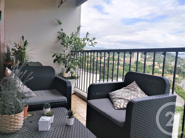 Appartement à vendre - 5 pièces - 93.25 m2 - MARSEILLE - 13011 - PROVENCE-ALPES-COTE-D-AZUR - Century 21 Alphée Immobilier Appartement à vendre - 5 pièces - 93.25 m2 - MARSEILLE - 13011 - PROVENCE-ALPES-COTE-D-AZUR - Century 21 Alphée Immobilier
