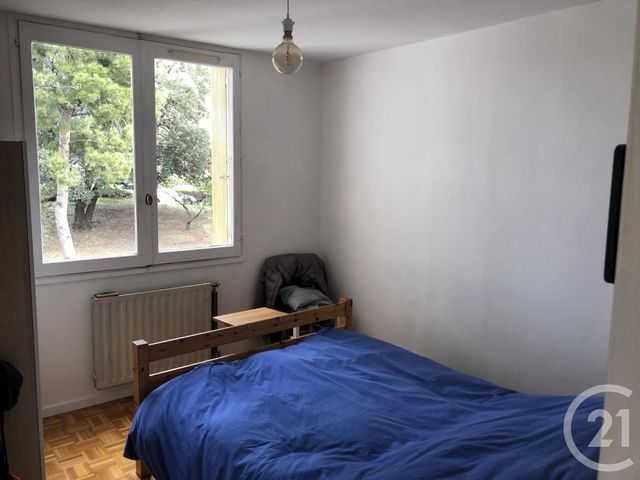 Afficher la photo en grand Appartement F4 à vendre - 3 pièces - 60.0 m2 - MARSEILLE - 13013 - PROVENCE-ALPES-COTE-D-AZUR - Century 21 Alphée Immobilier
