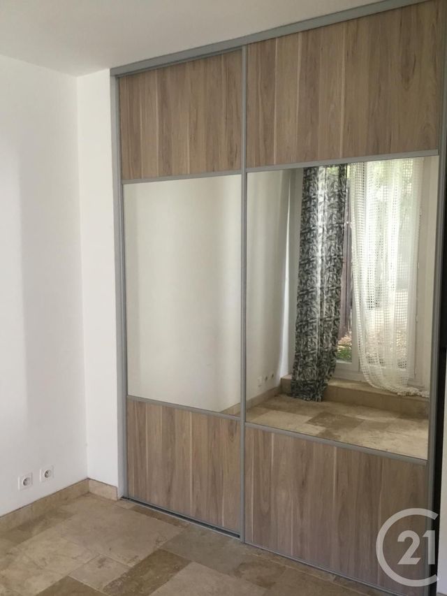 Appartement Duplex à louer - 3 pièces - 90.15 m2 - MARSEILLE - 13012 - PROVENCE-ALPES-COTE-D-AZUR - Century 21 Alphée Immobilier Appartement Duplex à louer - 3 pièces - 90.15 m2 - MARSEILLE - 13012 - PROVENCE-ALPES-COTE-D-AZUR - Century 21 Alphée Immobilier