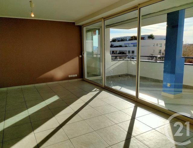 Appartement F4 à vendre - 4 pièces - 97.72 m2 - MARSEILLE - 13012 - PROVENCE-ALPES-COTE-D-AZUR - Century 21 Alphée Immobilier Appartement F4 à vendre - 4 pièces - 97.72 m2 - MARSEILLE - 13012 - PROVENCE-ALPES-COTE-D-AZUR - Century 21 Alphée Immobilier