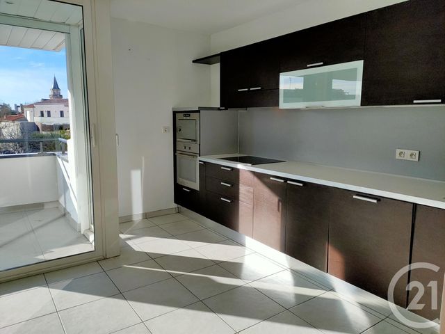 Appartement F4 à vendre - 4 pièces - 97.72 m2 - MARSEILLE - 13012 - PROVENCE-ALPES-COTE-D-AZUR - Century 21 Alphée Immobilier Appartement F4 à vendre - 4 pièces - 97.72 m2 - MARSEILLE - 13012 - PROVENCE-ALPES-COTE-D-AZUR - Century 21 Alphée Immobilier