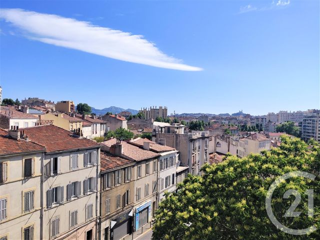 Appartement T3 à vendre - 3 pièces - 65.26 m2 - MARSEILLE - 13004 - PROVENCE-ALPES-COTE-D-AZUR - Century 21 Alphée Immobilier Appartement T3 à vendre - 3 pièces - 65.26 m2 - MARSEILLE - 13004 - PROVENCE-ALPES-COTE-D-AZUR - Century 21 Alphée Immobilier