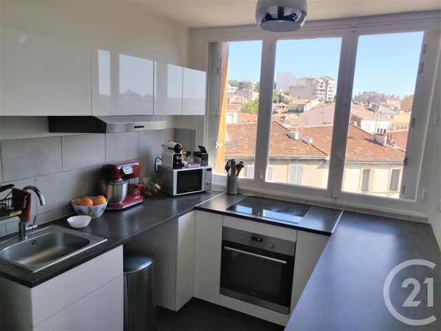Appartement T3 à vendre - 3 pièces - 65.26 m2 - MARSEILLE - 13004 - PROVENCE-ALPES-COTE-D-AZUR - Century 21 Alphée Immobilier Appartement T3 à vendre - 3 pièces - 65.26 m2 - MARSEILLE - 13004 - PROVENCE-ALPES-COTE-D-AZUR - Century 21 Alphée Immobilier