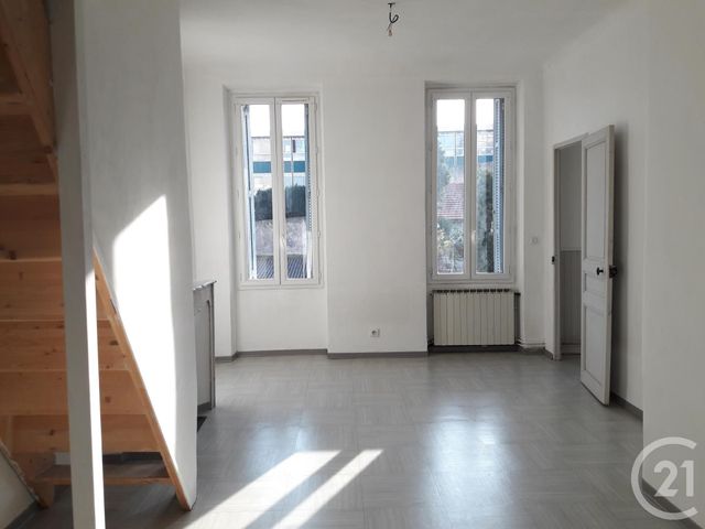 Appartement T2 à louer - 2 pièces - 45.67 m2 - MARSEILLE - 13004 - PROVENCE-ALPES-COTE-D-AZUR - Century 21 Alphée Immobilier Appartement T2 à louer - 2 pièces - 45.67 m2 - MARSEILLE - 13004 - PROVENCE-ALPES-COTE-D-AZUR - Century 21 Alphée Immobilier