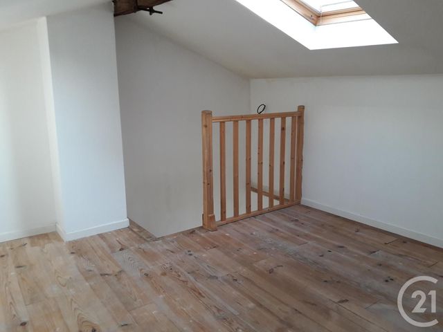 Appartement T2 à louer - 2 pièces - 45.67 m2 - MARSEILLE - 13004 - PROVENCE-ALPES-COTE-D-AZUR - Century 21 Alphée Immobilier Appartement T2 à louer - 2 pièces - 45.67 m2 - MARSEILLE - 13004 - PROVENCE-ALPES-COTE-D-AZUR - Century 21 Alphée Immobilier
