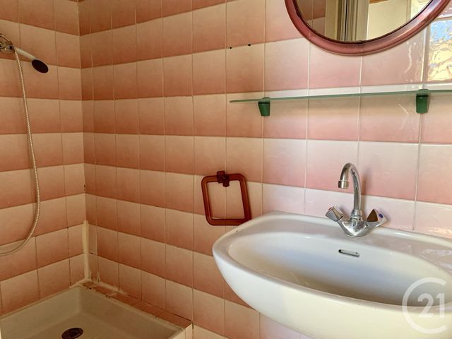 Afficher la photo en grand appartement à louer - 2 pièces - 34.05 m2 - MARSEILLE - 13004 - PROVENCE-ALPES-COTE-D-AZUR - Century 21 Alphée Immobilier