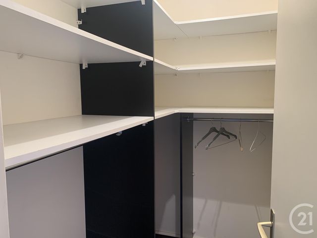 Afficher la photo en grand Appartement T3 à louer - 3 pièces - 67.0 m2 - MARSEILLE - 13012 - PROVENCE-ALPES-COTE-D-AZUR - Century 21 Alphée Immobilier