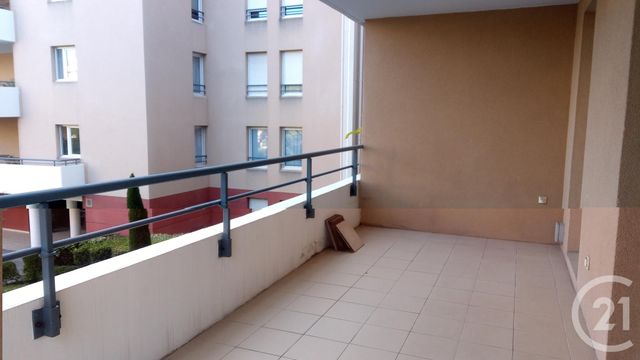 Appartement T3 à louer - 3 pièces - 72.4 m2 - MARSEILLE - 13004 - PROVENCE-ALPES-COTE-D-AZUR - Century 21 Alphée Sga