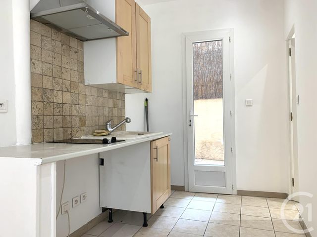 Appartement T1 à louer - 1 pièce - 31.73 m2 - MARSEILLE - 13001 - PROVENCE-ALPES-COTE-D-AZUR - Century 21 Alphée Sga