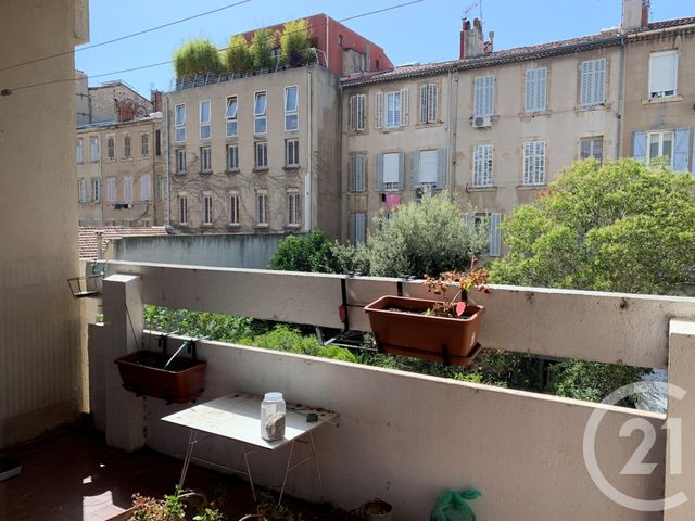 Appartement T4 à louer - 4 pièces - 85.0 m2 - MARSEILLE - 13004 - PROVENCE-ALPES-COTE-D-AZUR - Century 21 Alphée Sga