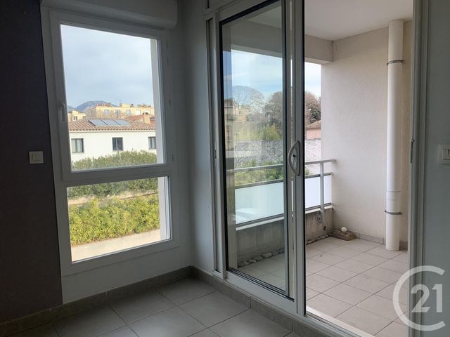 Appartement T2 à louer - 2 pièces - 47.36 m2 - MARSEILLE - 13009 - PROVENCE-ALPES-COTE-D-AZUR - Century 21 Alphée Sga