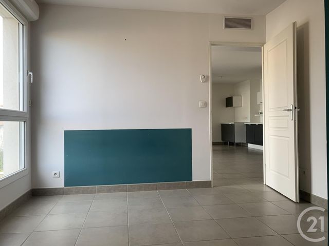 Appartement T2 à louer - 2 pièces - 47.36 m2 - MARSEILLE - 13009 - PROVENCE-ALPES-COTE-D-AZUR - Century 21 Alphée Sga