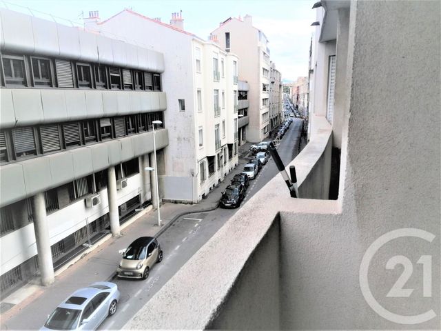 Appartement T2 à louer - 2 pièces - 34.54 m2 - MARSEILLE - 13008 - PROVENCE-ALPES-COTE-D-AZUR - Century 21 Alphée Sga