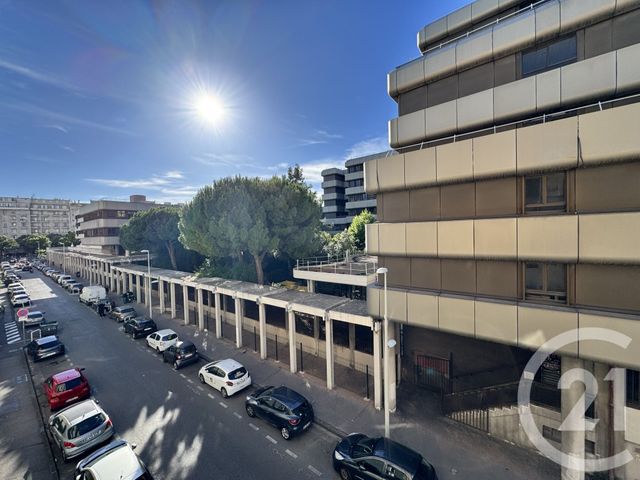 Appartement T2 à louer - 2 pièces - 34.54 m2 - MARSEILLE - 13008 - PROVENCE-ALPES-COTE-D-AZUR - Century 21 Alphée Sga