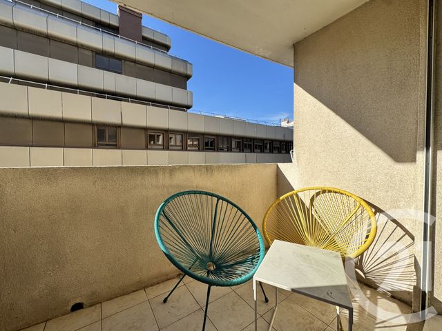 Appartement T2 à louer - 2 pièces - 34.54 m2 - MARSEILLE - 13008 - PROVENCE-ALPES-COTE-D-AZUR - Century 21 Alphée Sga