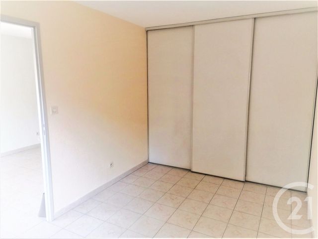 Appartement T2 à louer - 2 pièces - 34.54 m2 - MARSEILLE - 13008 - PROVENCE-ALPES-COTE-D-AZUR - Century 21 Alphée Sga