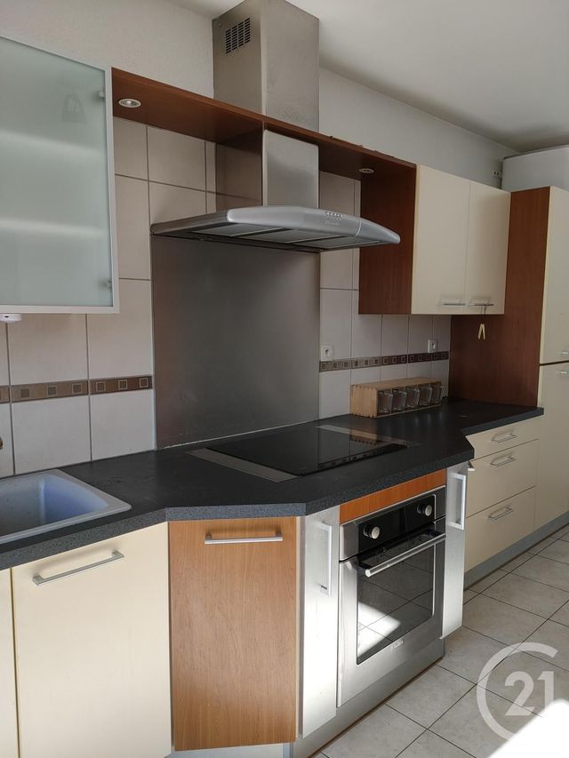 Appartement F5 à vendre - 4 pièces - 111.64 m2 - MARSEILLE - 13013 - PROVENCE-ALPES-COTE-D-AZUR - Century 21 Alphée Sga