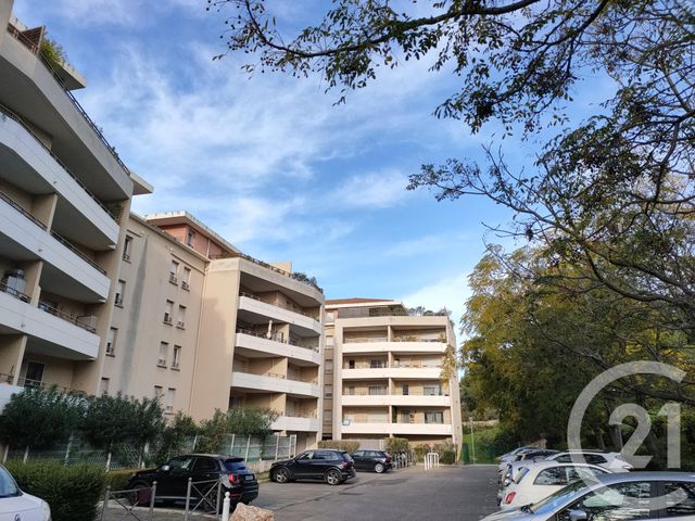 Appartement F5 à vendre - 4 pièces - 111.64 m2 - MARSEILLE - 13013 - PROVENCE-ALPES-COTE-D-AZUR - Century 21 Alphée Sga