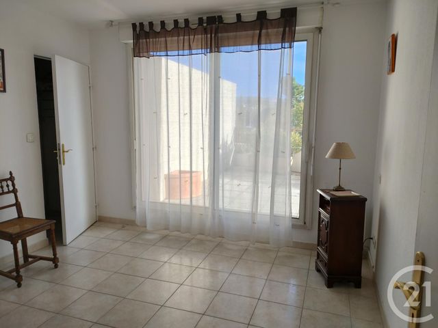 Appartement F5 à vendre - 4 pièces - 111.64 m2 - MARSEILLE - 13013 - PROVENCE-ALPES-COTE-D-AZUR - Century 21 Alphée Sga