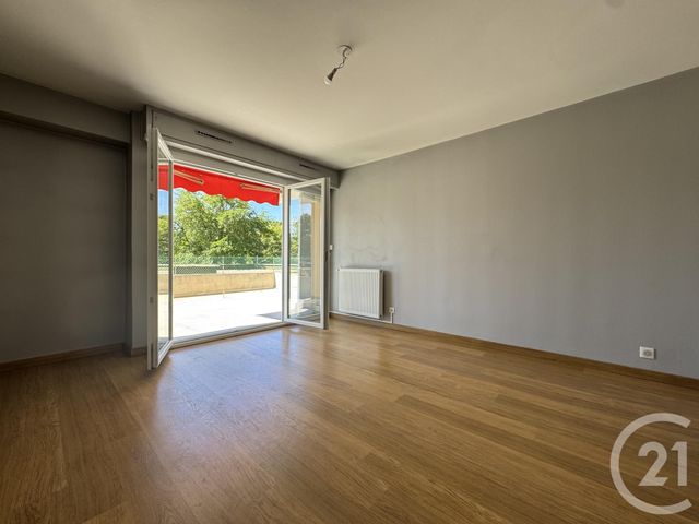 Appartement T3 à louer - 3 pièces - 60.62 m2 - MARSEILLE - 13012 - PROVENCE-ALPES-COTE-D-AZUR - Century 21 Alphée Sga
