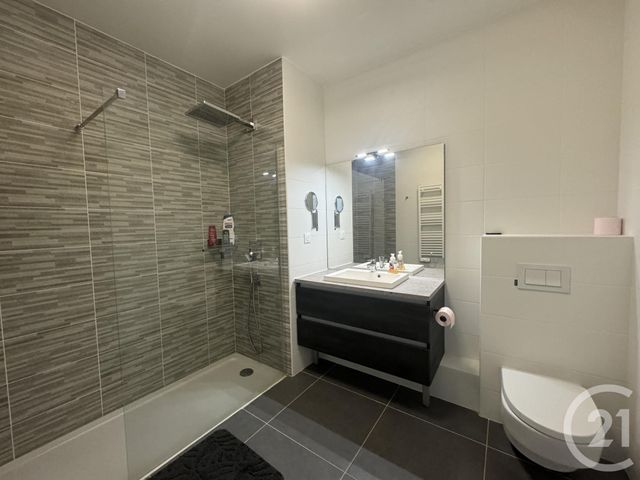 Appartement T3 à vendre - 3 pièces - 82.0 m2 - MARSEILLE - 13012 - PROVENCE-ALPES-COTE-D-AZUR - Century 21 Alphée Sga