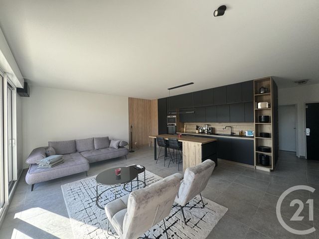 Appartement T3 à vendre - 3 pièces - 82.0 m2 - MARSEILLE - 13012 - PROVENCE-ALPES-COTE-D-AZUR - Century 21 Alphée Sga