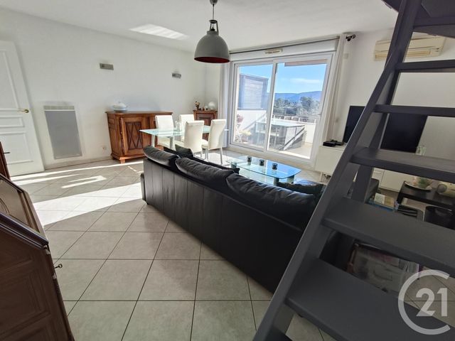 Appartement T4 à vendre - 4 pièces - 94.36 m2 - MARSEILLE - 13011 - PROVENCE-ALPES-COTE-D-AZUR - Century 21 Alphée Sga