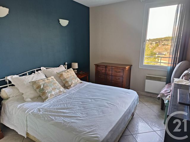 Appartement T4 à vendre - 4 pièces - 94.36 m2 - MARSEILLE - 13011 - PROVENCE-ALPES-COTE-D-AZUR - Century 21 Alphée Sga