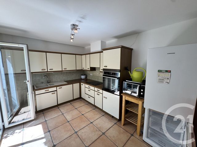 Appartement T2 à louer - 2 pièces - 66.74 m2 - MARSEILLE - 13012 - PROVENCE-ALPES-COTE-D-AZUR - Century 21 Alphée Sga