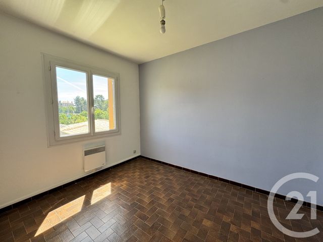 Appartement T3 à louer - 3 pièces - 73.39 m2 - MARSEILLE - 13012 - PROVENCE-ALPES-COTE-D-AZUR - Century 21 Alphée Sga