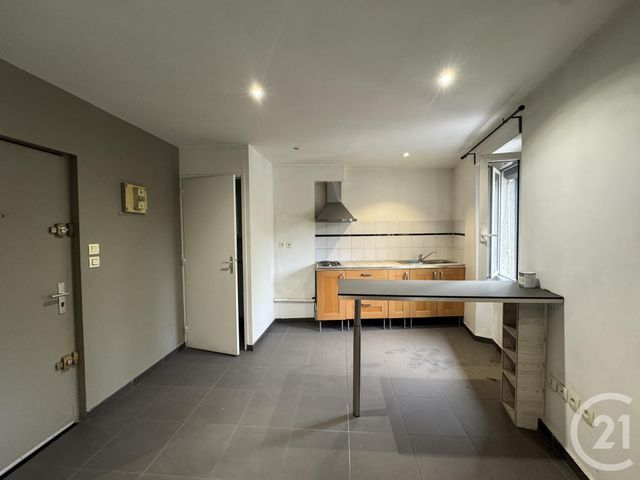 Appartement T1 à louer - 1 pièce - 23.68 m2 - MARSEILLE - 13011 - PROVENCE-ALPES-COTE-D-AZUR - Century 21 Alphée Sga