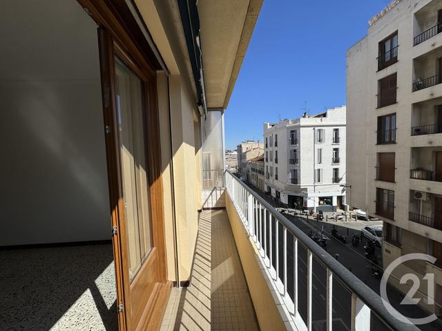 Appartement T3 à louer - 3 pièces - 66.83 m2 - MARSEILLE - 13005 - PROVENCE-ALPES-COTE-D-AZUR - Century 21 Alphée Sga