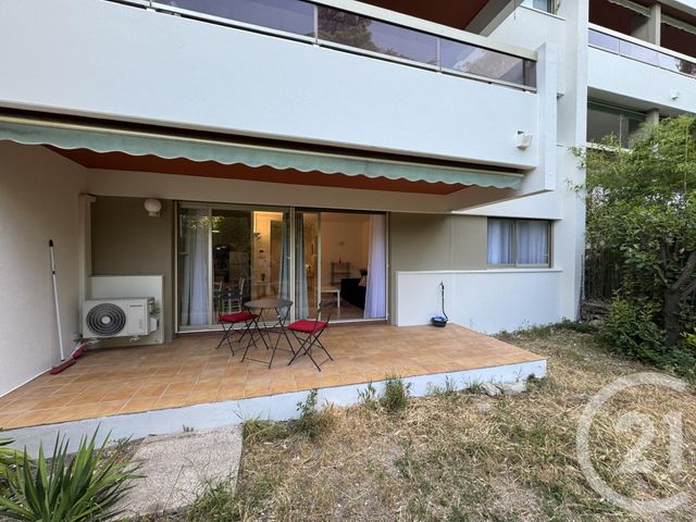 Appartement T2 à louer - 2 pièces - 55.23 m2 - MARSEILLE - 13009 - PROVENCE-ALPES-COTE-D-AZUR - Century 21 Alphée Sga