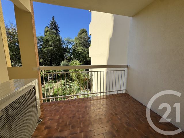 Afficher la photo en grand Appartement T4 à louer - 4 pièces - 79.88 m2 - MARSEILLE - 13012 - PROVENCE-ALPES-COTE-D-AZUR - Century 21 Alphée Sga