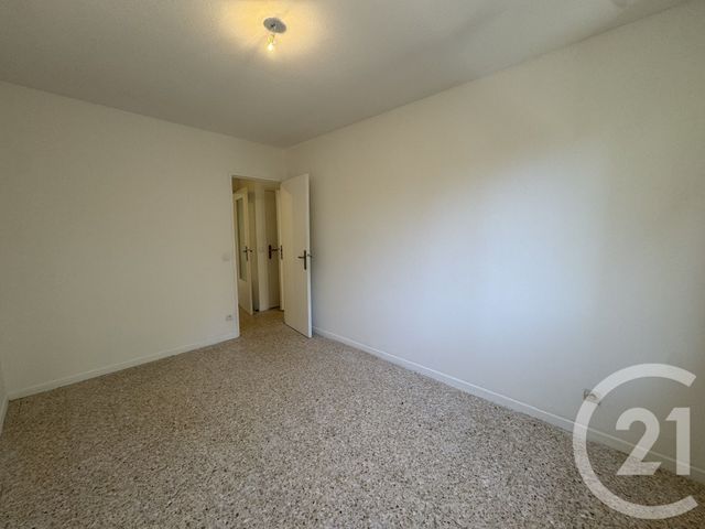 Afficher la photo en grand Appartement T4 à louer - 4 pièces - 79.88 m2 - MARSEILLE - 13012 - PROVENCE-ALPES-COTE-D-AZUR - Century 21 Alphée Sga