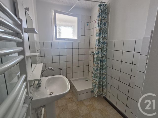 Afficher la photo en grand Appartement T3 à vendre - 3 pièces - 57.28 m2 - MARSEILLE - 13011 - PROVENCE-ALPES-COTE-D-AZUR - Century 21 Alphée Sga