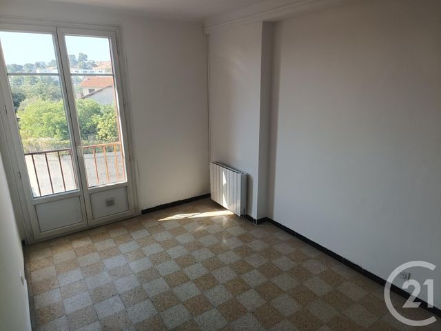Afficher la photo en grand Appartement T3 à vendre - 3 pièces - 57.28 m2 - MARSEILLE - 13011 - PROVENCE-ALPES-COTE-D-AZUR - Century 21 Alphée Sga