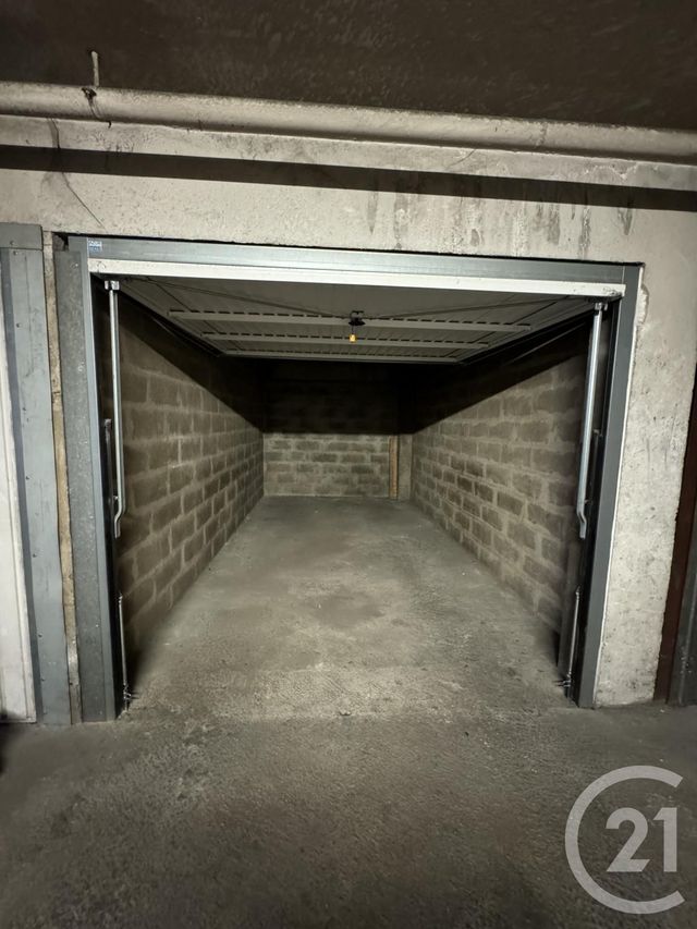 Parking à louer MARSEILLE