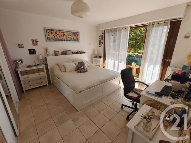 Appartement T4 à vendre - 4 pièces - 81.16 m2 - MARSEILLE - 13012 - PROVENCE-ALPES-COTE-D-AZUR - Century 21 Alphée Sga