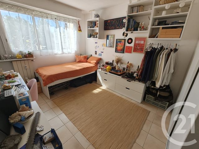 Appartement T4 à vendre - 4 pièces - 81.16 m2 - MARSEILLE - 13012 - PROVENCE-ALPES-COTE-D-AZUR - Century 21 Alphée Sga