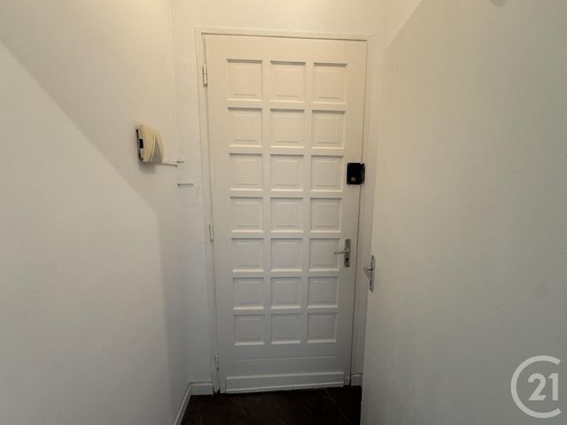 Appartement à louer - 4 pièces - 81.28 m2 - MARSEILLE - 13012 - PROVENCE-ALPES-COTE-D-AZUR - Century 21 Alphée Sga