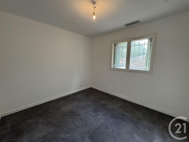 Appartement à louer - 4 pièces - 81.28 m2 - MARSEILLE - 13012 - PROVENCE-ALPES-COTE-D-AZUR - Century 21 Alphée Sga