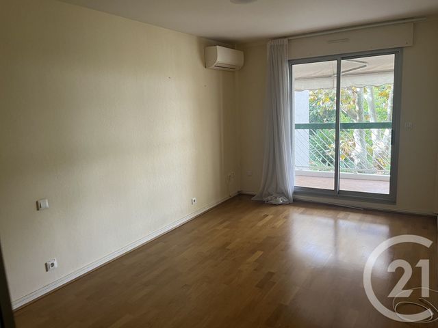 Appartement T3 à vendre - 3 pièces - 74.3 m2 - MARSEILLE - 13008 - PROVENCE-ALPES-COTE-D-AZUR - Century 21 Alphée Sga