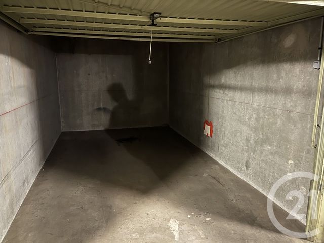 Appartement T3 à vendre - 3 pièces - 74.3 m2 - MARSEILLE - 13008 - PROVENCE-ALPES-COTE-D-AZUR - Century 21 Alphée Sga