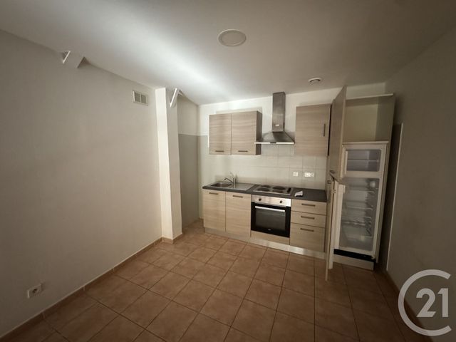 Appartement T3 à louer - 3 pièces - 82.4 m2 - MARSEILLE - 13008 - PROVENCE-ALPES-COTE-D-AZUR - Century 21 Alphée Sga