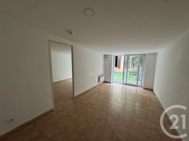 Appartement T3 à louer - 3 pièces - 82.4 m2 - MARSEILLE - 13008 - PROVENCE-ALPES-COTE-D-AZUR - Century 21 Alphée Sga