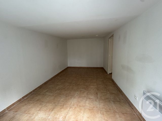 Appartement T3 à louer - 3 pièces - 82.4 m2 - MARSEILLE - 13008 - PROVENCE-ALPES-COTE-D-AZUR - Century 21 Alphée Sga